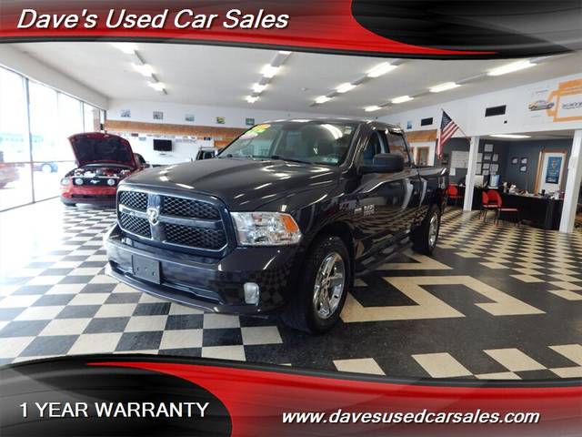 2017 Ram 1500 Express 4WD photo