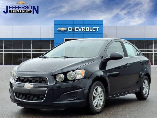 2016 Chevrolet Sonic LT FWD photo