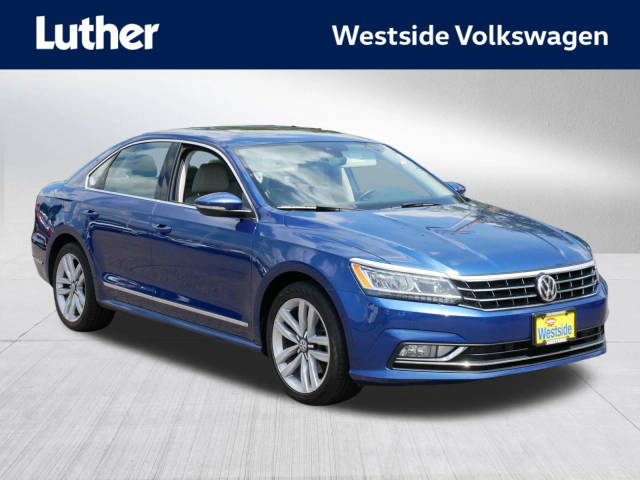2017 Volkswagen Passat 1.8T SEL Premium FWD photo