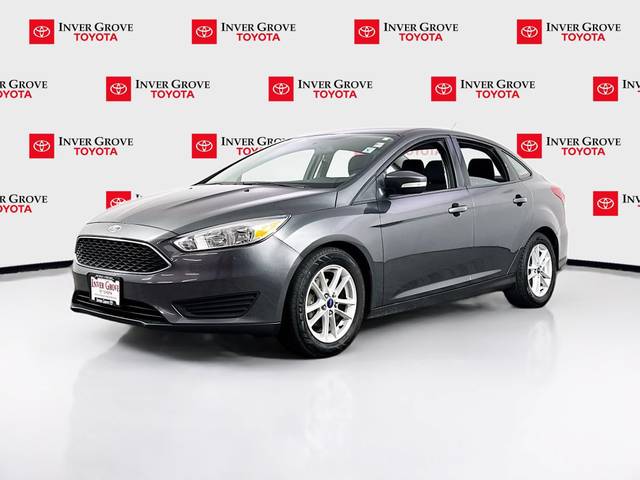 2017 Ford Focus SE FWD photo