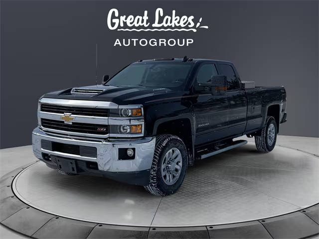 2017 Chevrolet Silverado 3500HD LT 4WD photo