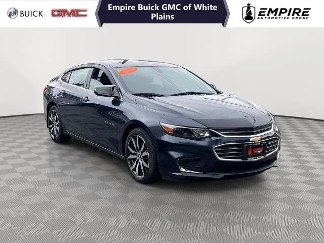 2017 Chevrolet Malibu LT FWD photo
