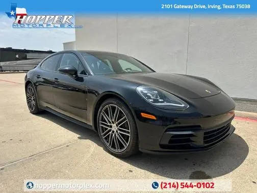 2017 Porsche Panamera 4 AWD photo