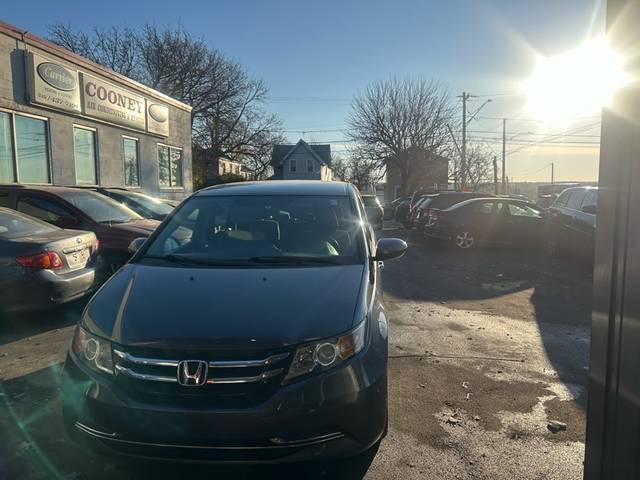 2017 Honda Odyssey SE FWD photo