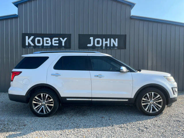 2017 Ford Explorer Platinum 4WD photo