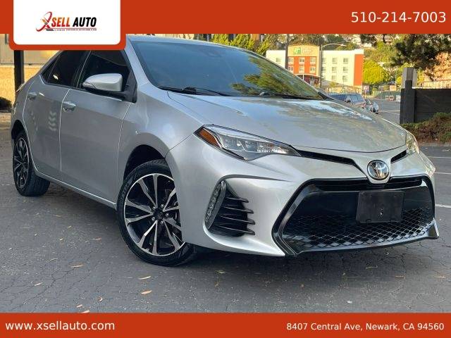 2017 Toyota Corolla SE FWD photo