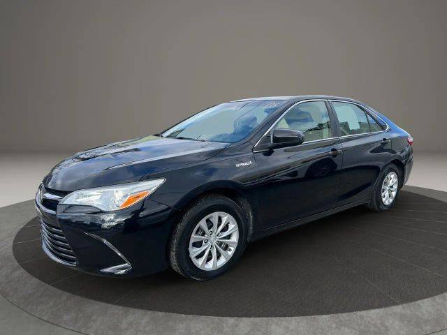 2017 Toyota Camry Hybrid LE FWD photo