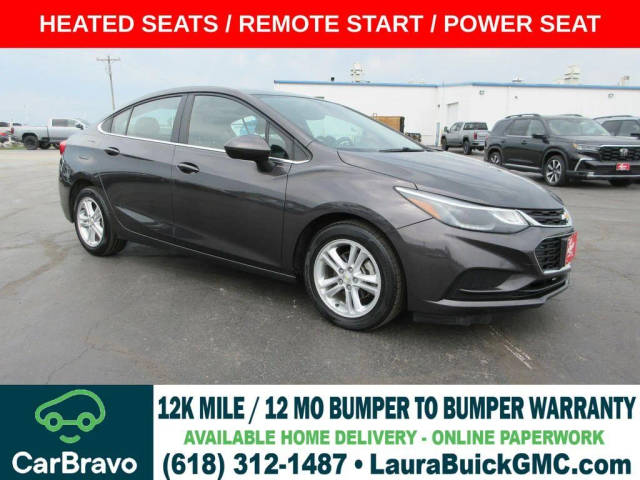 2017 Chevrolet Cruze LT FWD photo