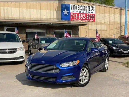 2015 Ford Fusion SE FWD photo