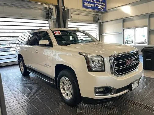 2017 GMC Yukon XL SLT 4WD photo