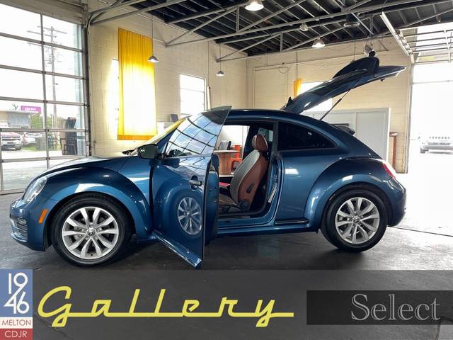 2017 Volkswagen Beetle 1.8T Classic FWD photo