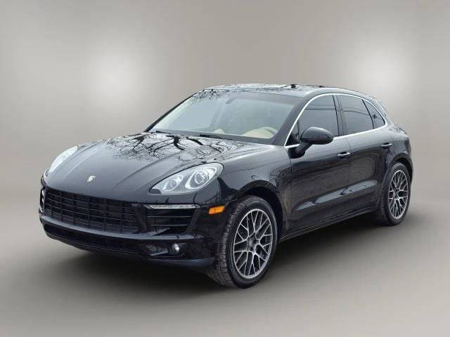 2016 Porsche Macan S AWD photo