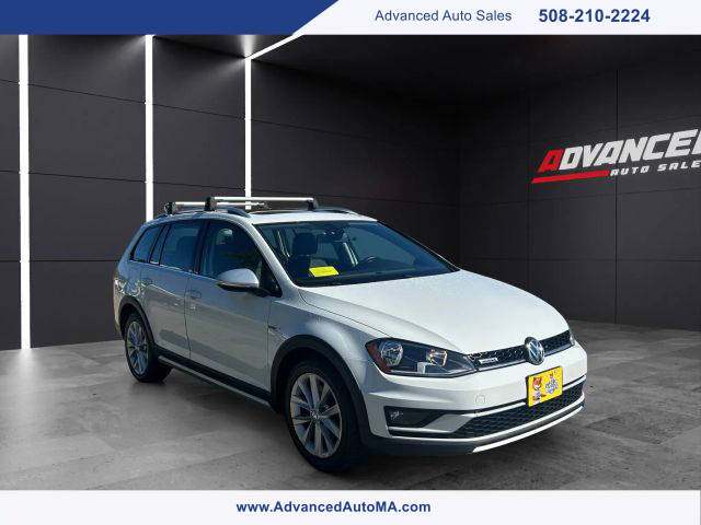 2017 Volkswagen Golf Alltrack SE AWD photo