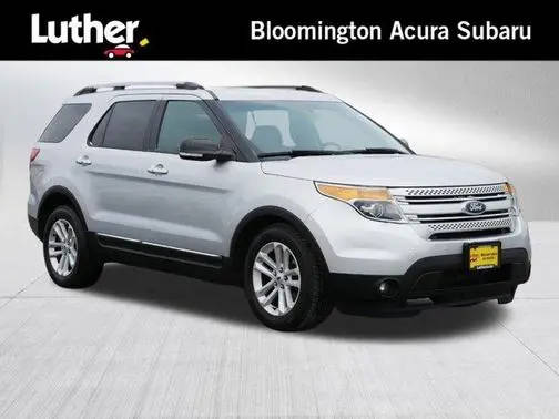 2015 Ford Explorer XLT 4WD photo