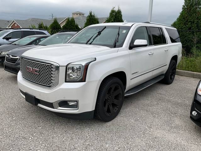 2017 GMC Yukon XL Denali 4WD photo
