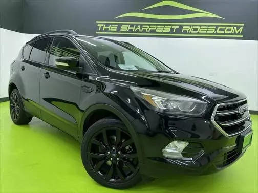 2017 Ford Escape Titanium 4WD photo