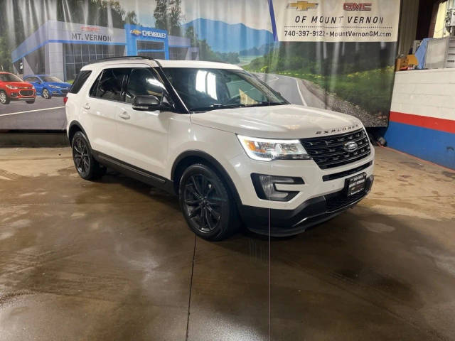 2017 Ford Explorer XLT FWD photo