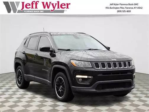 2017 Jeep Compass Latitude FWD photo