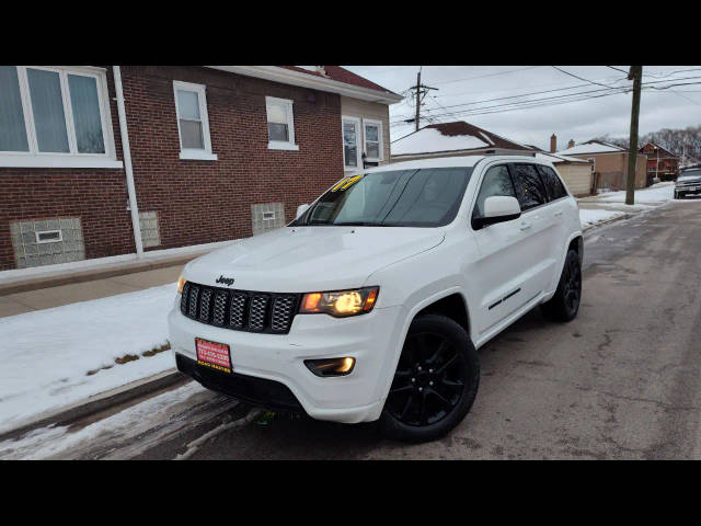 2017 Jeep Grand Cherokee Altitude 4WD photo