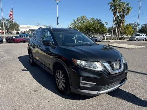 2017 Nissan Rogue SV FWD photo