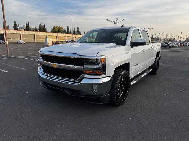 2017 Chevrolet Silverado 1500 LT RWD photo