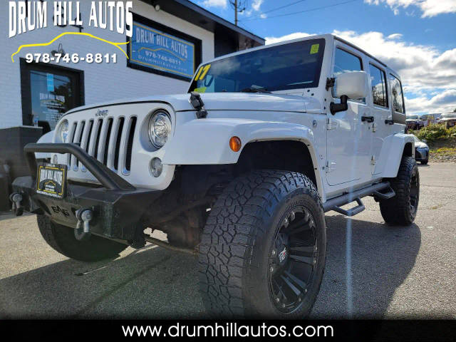 2017 Jeep Wrangler Unlimited Sahara 4WD photo