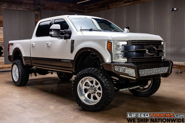 2017 Ford F-250 Super Duty King Ranch 4WD photo