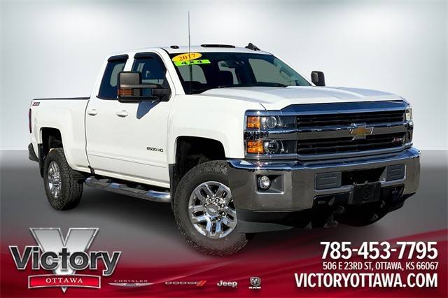 2017 Chevrolet Silverado 2500HD LT 4WD photo