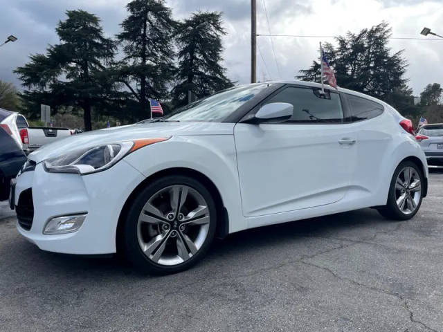 2017 Hyundai Veloster Value Edition FWD photo