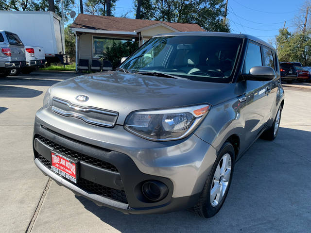 2017 Kia Soul Base FWD photo