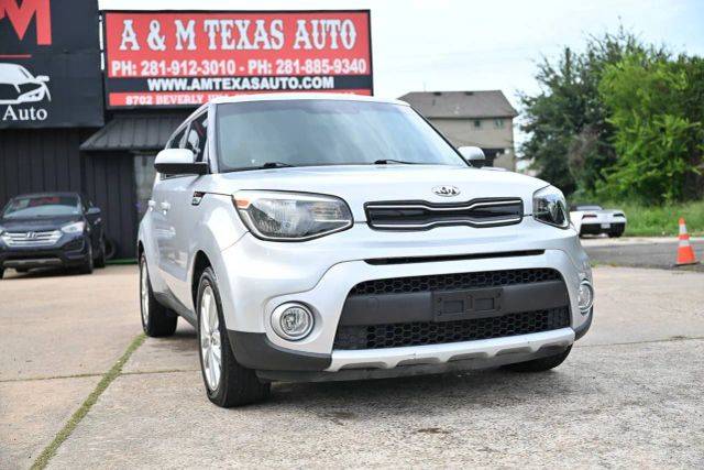 2017 Kia Soul + FWD photo