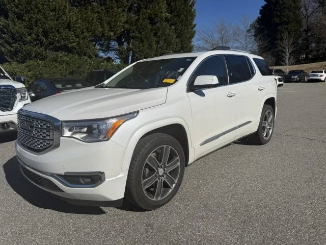 2017 GMC Acadia Denali FWD photo