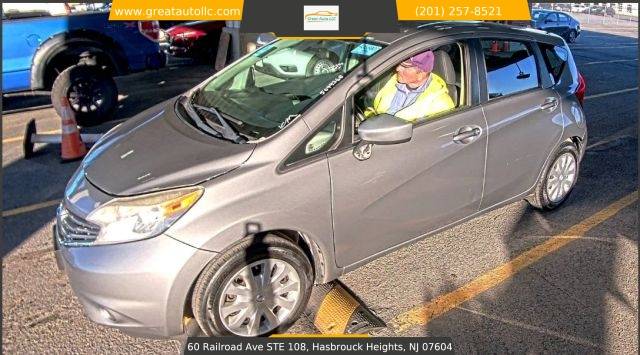 2015 Nissan Versa Note SL FWD photo