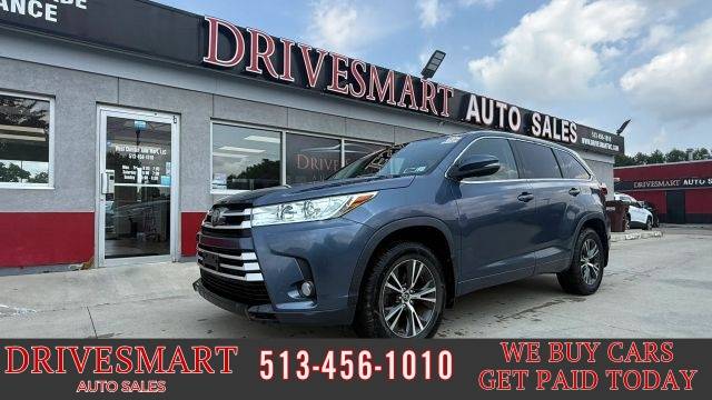 2017 Toyota Highlander LE Plus AWD photo