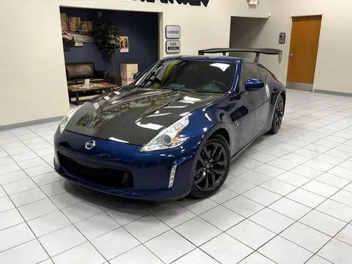2017 Nissan 370Z RWD photo