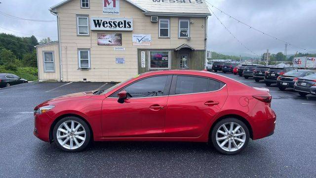 2017 Mazda 3 Grand Touring FWD photo