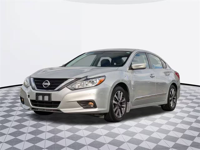 2017 Nissan Altima 2.5 SV FWD photo