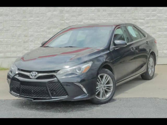 2016 Toyota Camry SE FWD photo