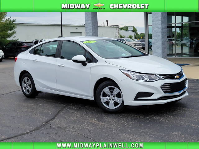 2017 Chevrolet Cruze LS FWD photo