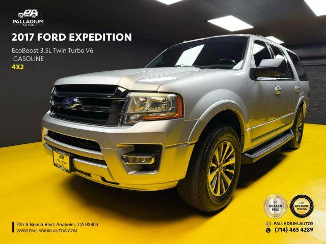 2017 Ford Expedition XLT RWD photo