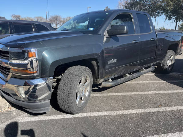 2017 Chevrolet Silverado 1500 LT RWD photo