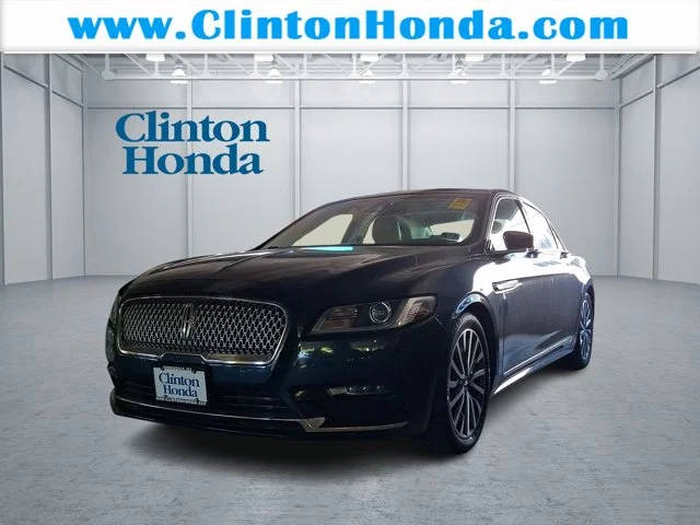 2017 Lincoln Continental Select FWD photo