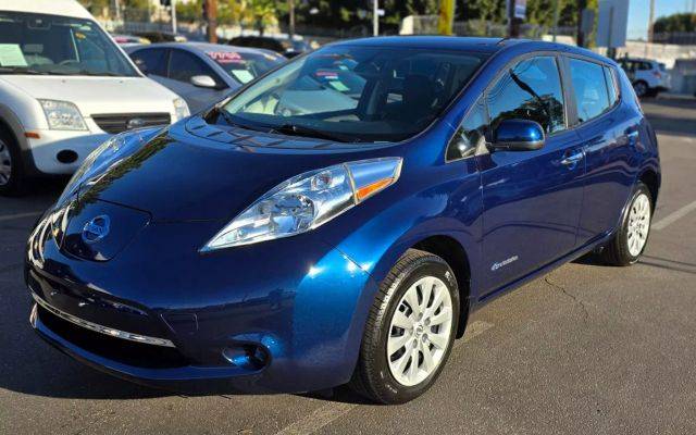 2017 Nissan Leaf S FWD photo