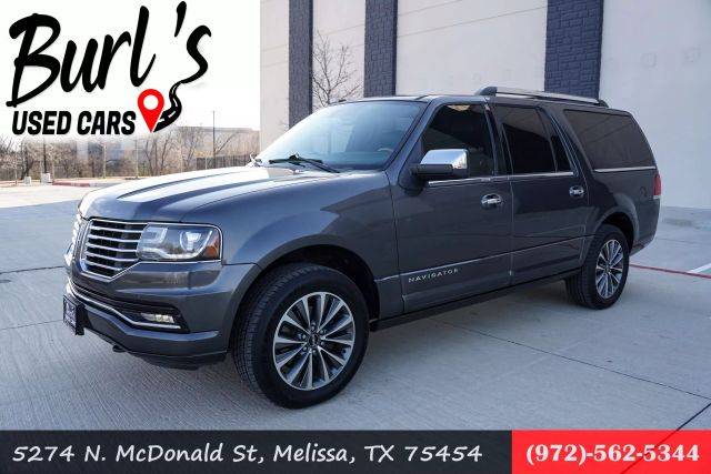 2017 Lincoln Navigator L Select RWD photo