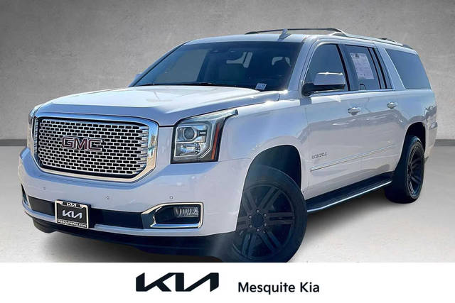 2017 GMC Yukon XL Denali RWD photo