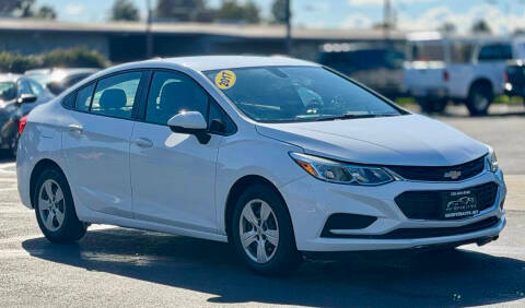 2017 Chevrolet Cruze LS FWD photo