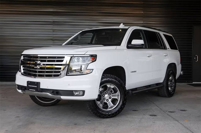 2017 Chevrolet Tahoe LT 4WD photo