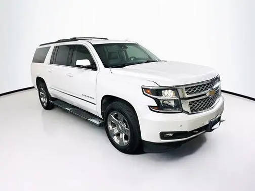 2017 Chevrolet Suburban LT RWD photo