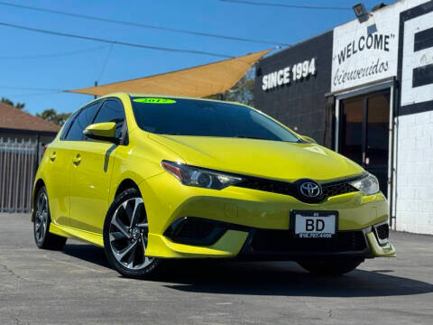 2017 Toyota Corolla iM FWD photo