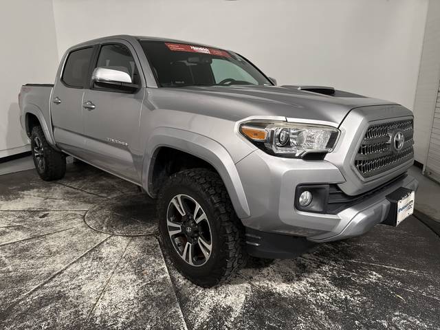 2017 Toyota Tacoma TRD Sport 4WD photo